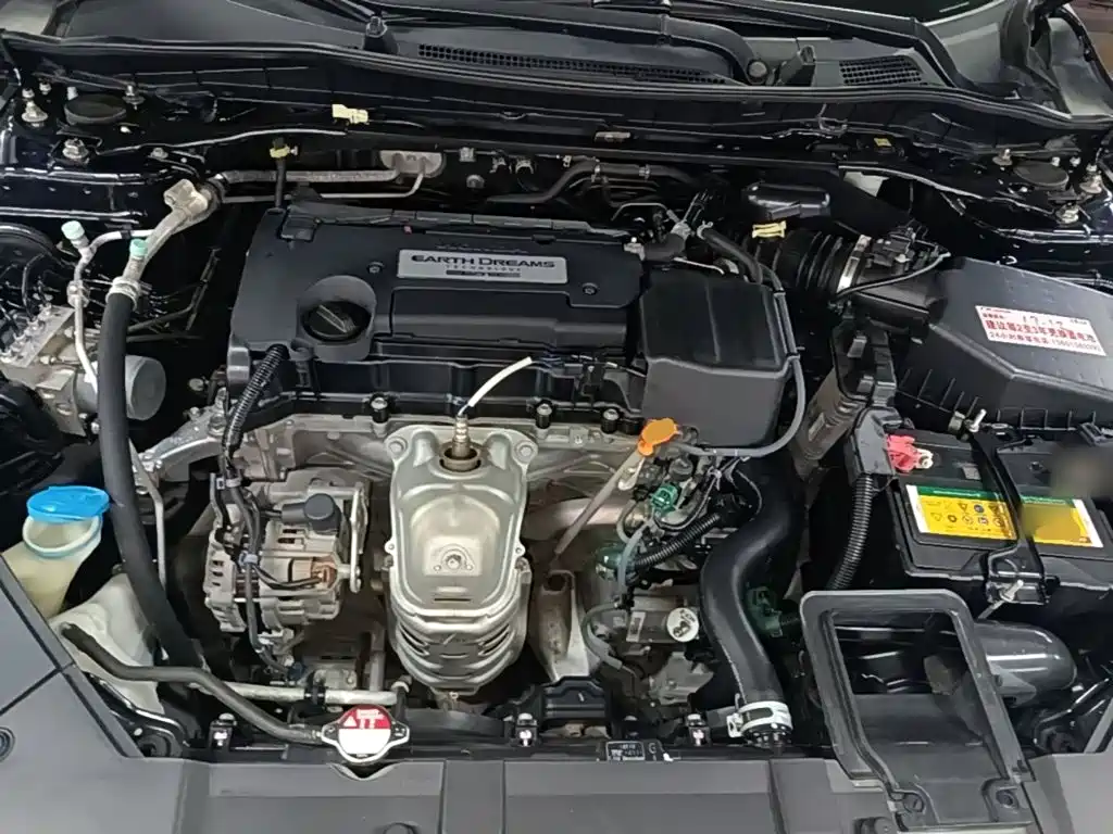 Honda Accord — фото 20
