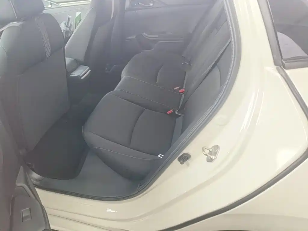 Honda Civic — фото 17