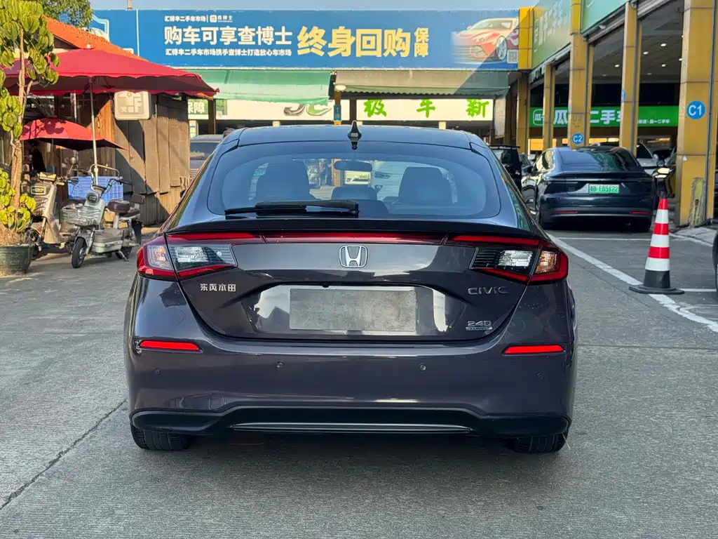 Honda Civic — фото 11