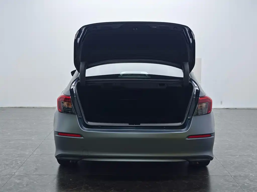 Honda Civic — фото 11