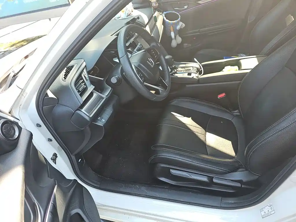 Honda Civic — фото 17