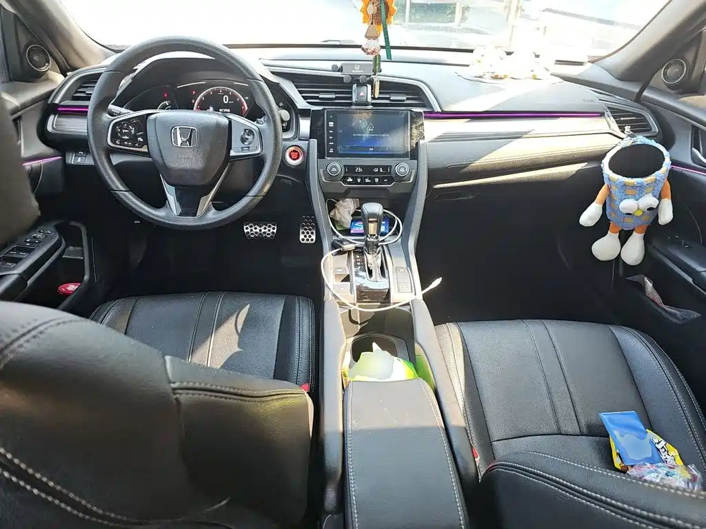 Honda Civic — фото 10