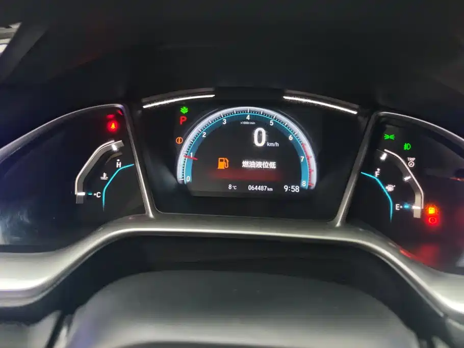 Honda Civic — фото 14