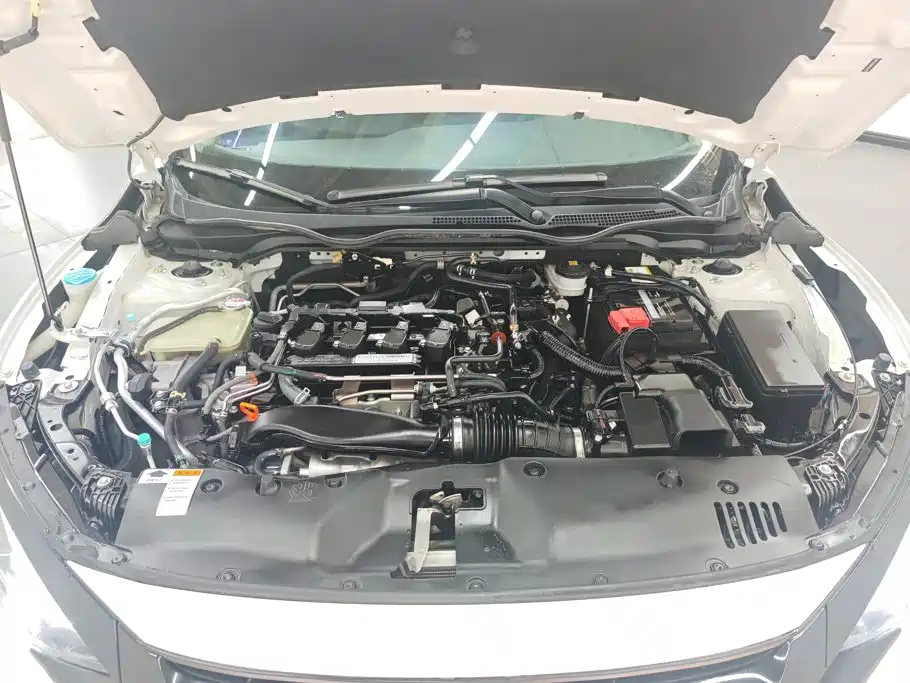 Honda Civic — фото 10