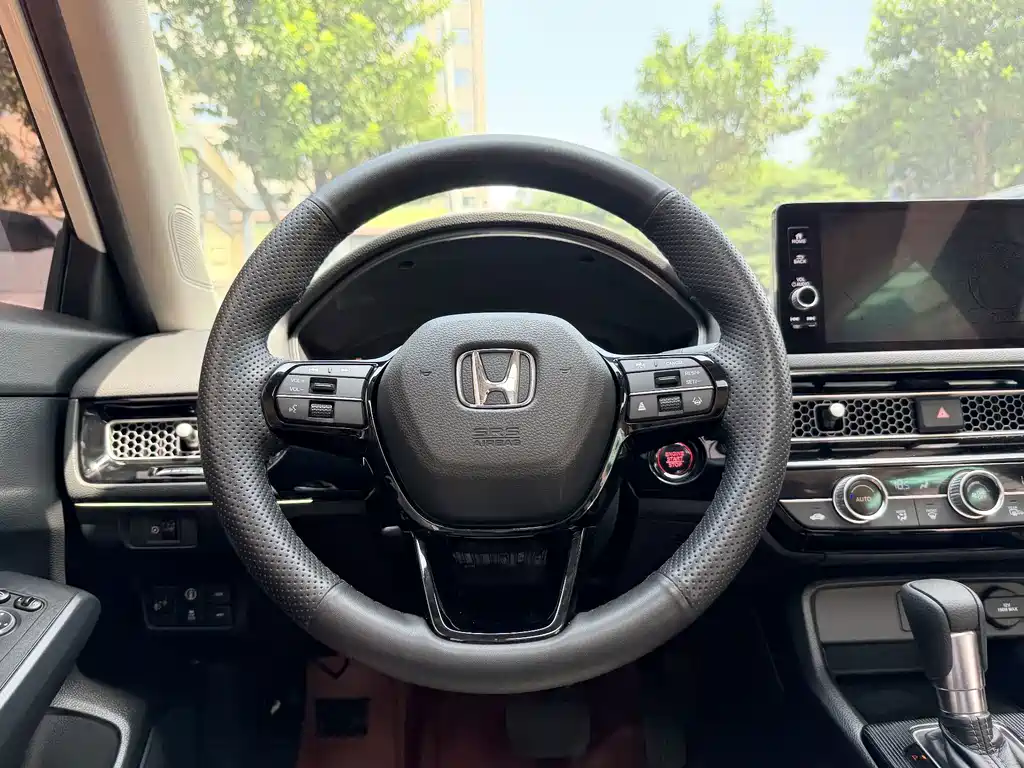 Honda Civic — фото 13