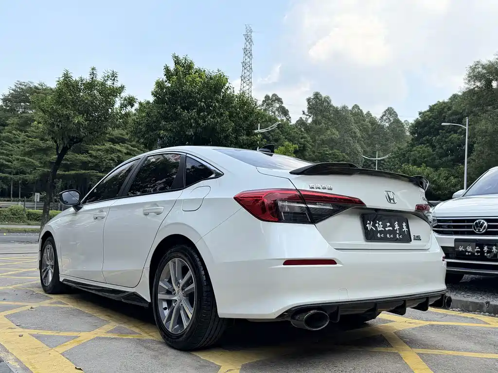 Honda Civic — фото 5