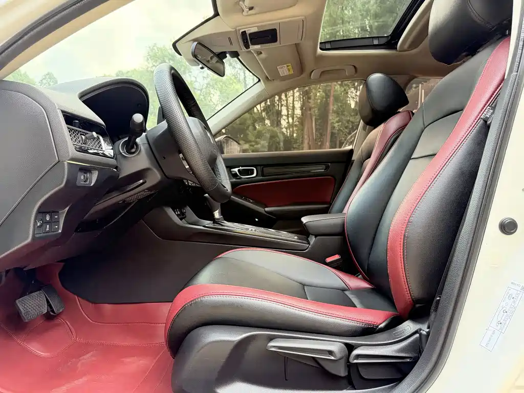 Honda Civic — фото 10
