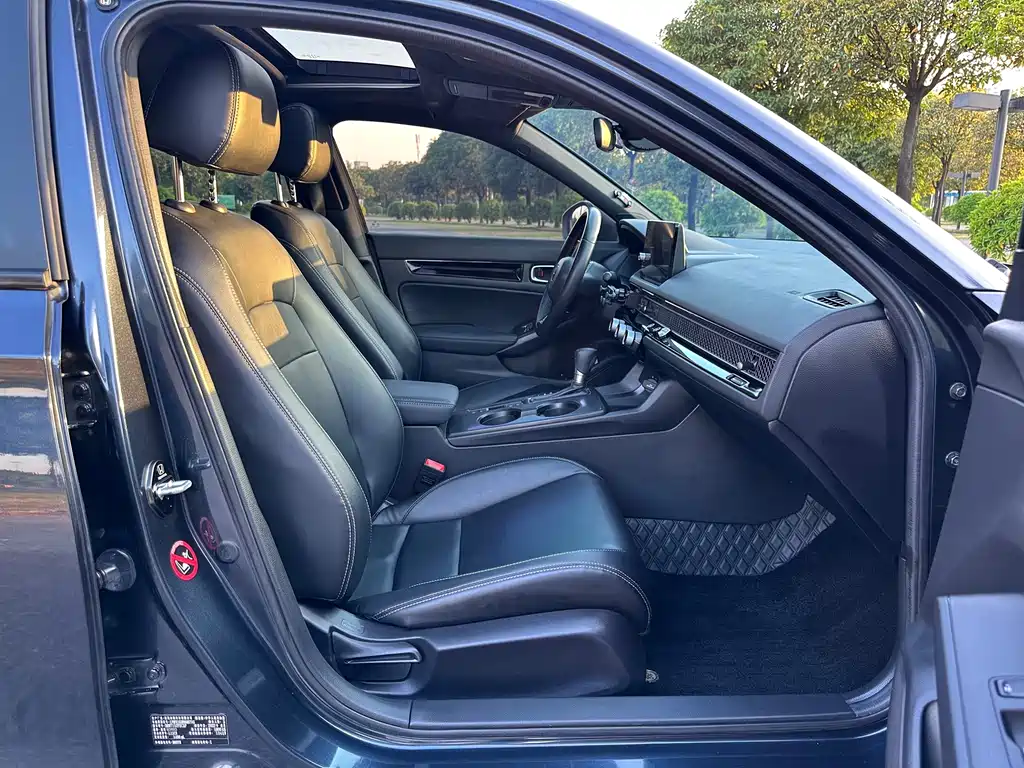 Honda Civic — фото 7