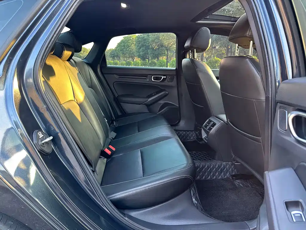 Honda Civic — фото 8