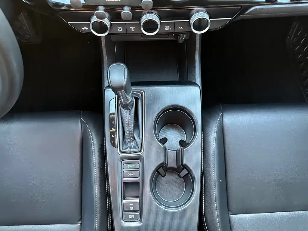 Honda Civic — фото 10