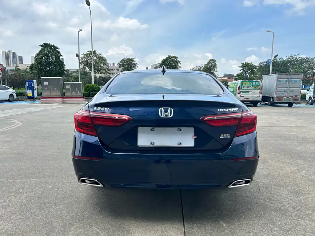 Honda Inspire — фото 5
