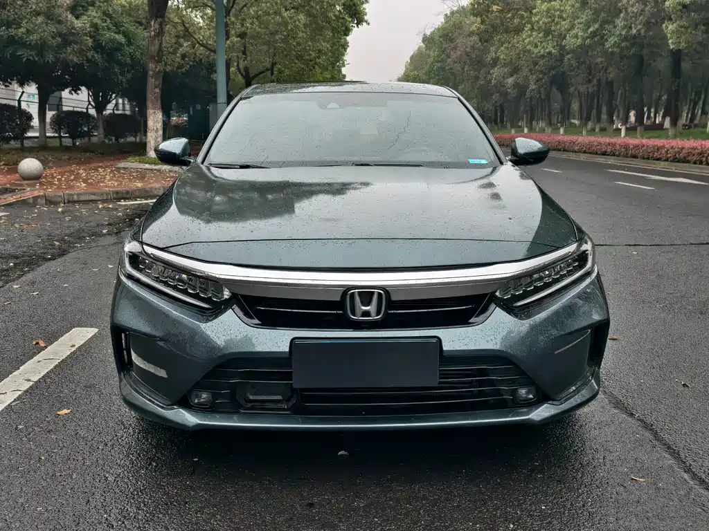Honda Inspire — фото 2