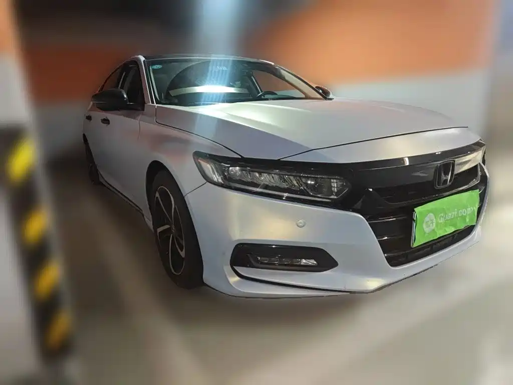 Honda Accord — фото 23
