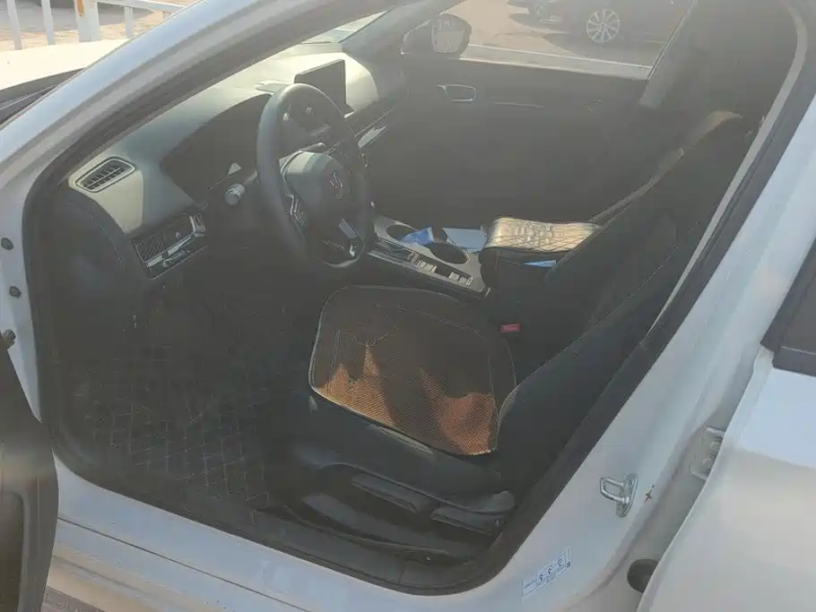 Honda Civic — фото 9
