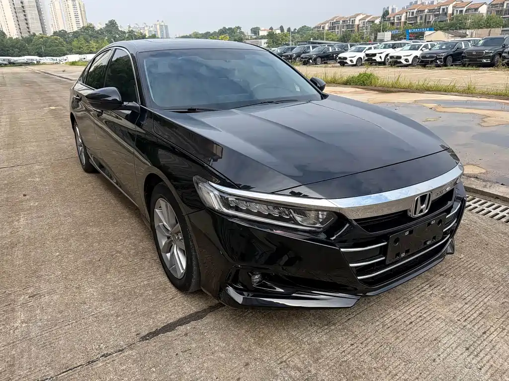 Honda Accord — фото 3