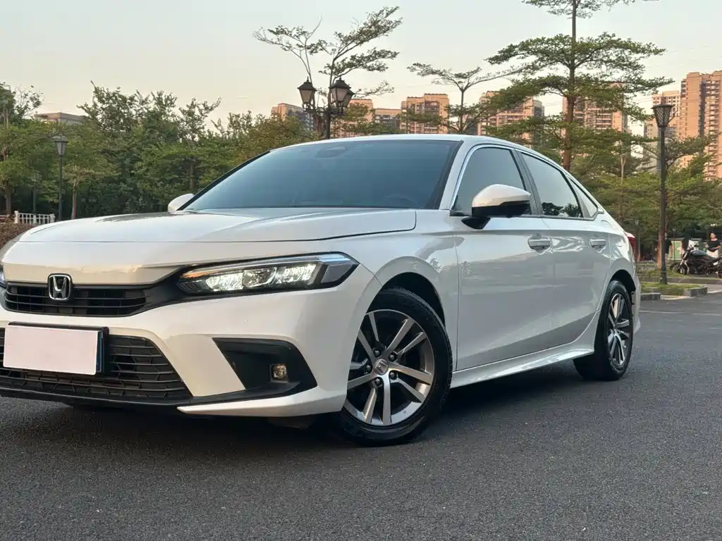 Honda Civic — фото 14