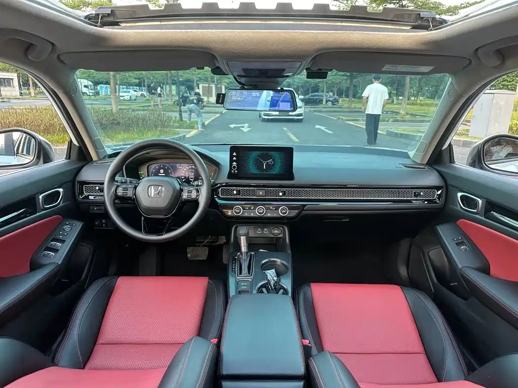 Honda Civic — фото 8