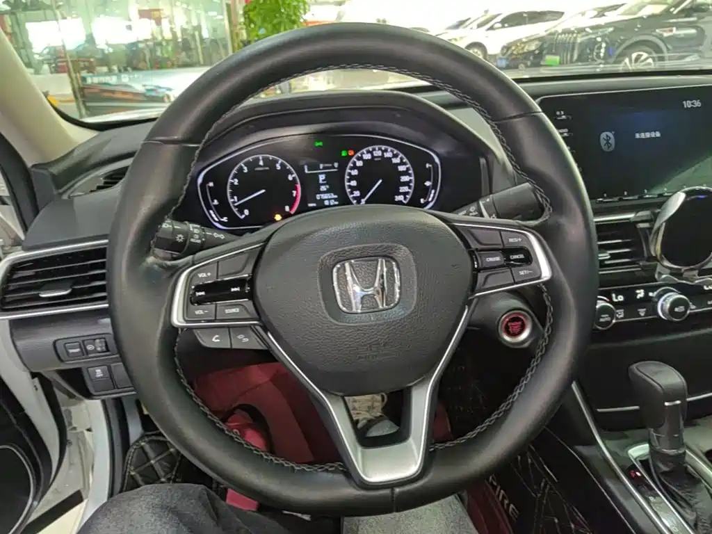 Honda Inspire — фото 11