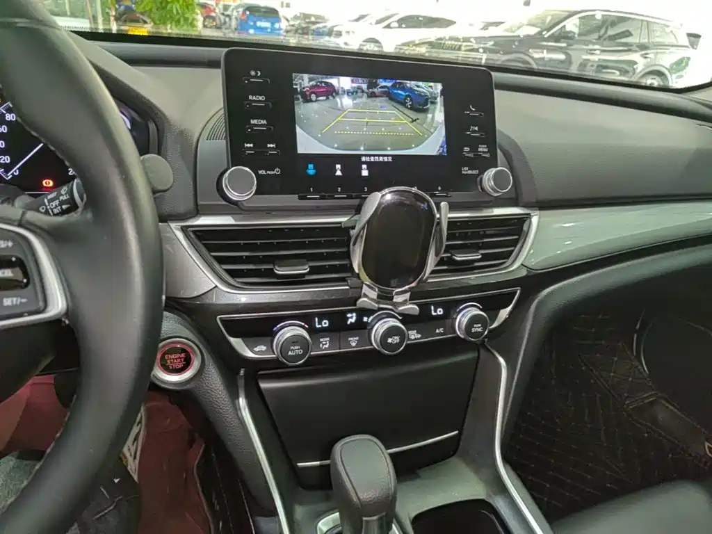 Honda Inspire — фото 13