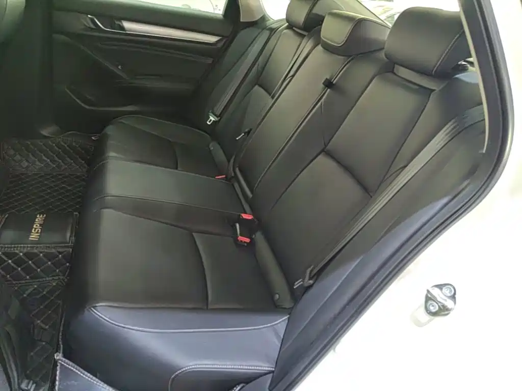 Honda Inspire — фото 17