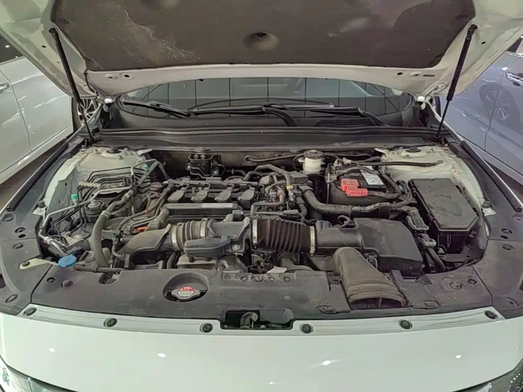 Honda Inspire — фото 20