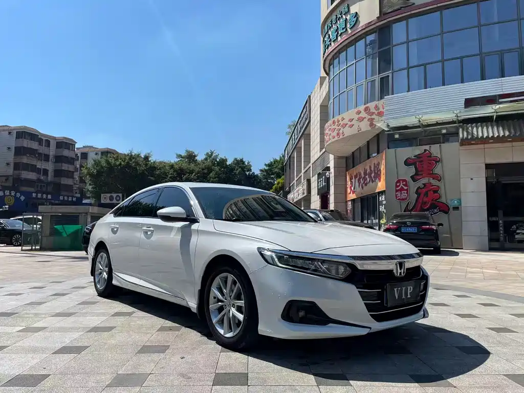 Honda Accord — фото 3