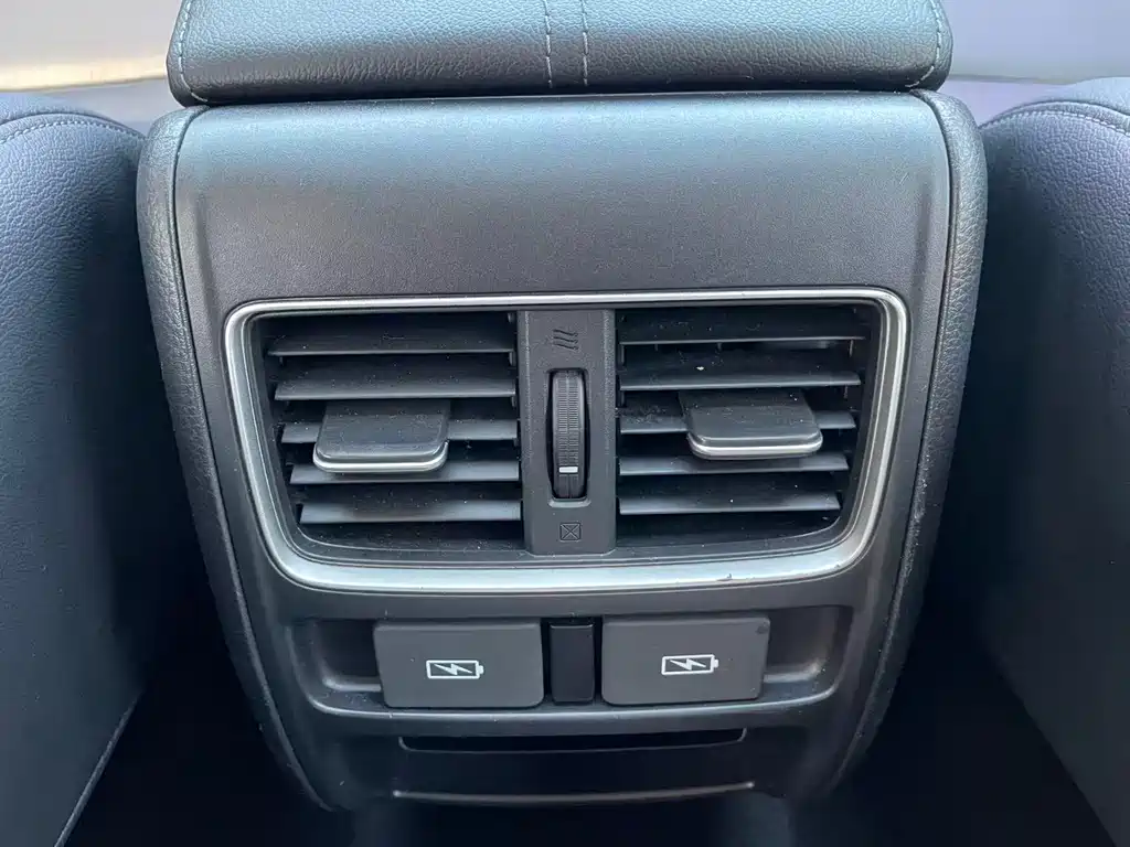 Honda Accord — фото 24