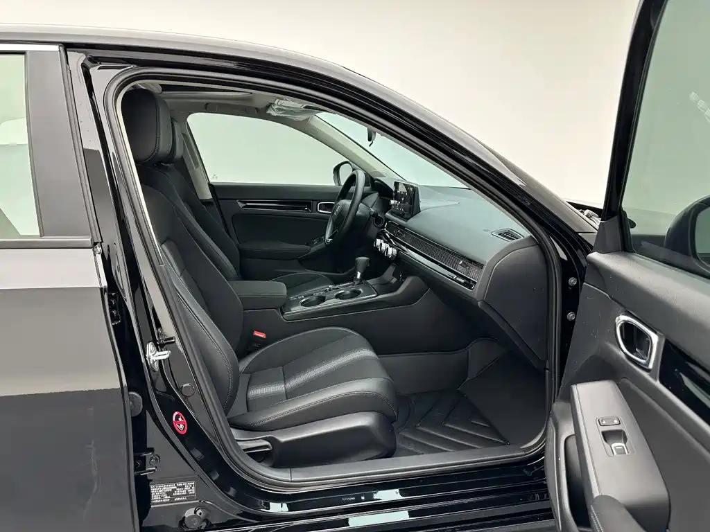 Honda Civic — фото 17