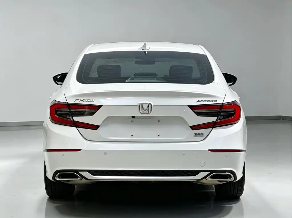 Honda Accord — фото 3