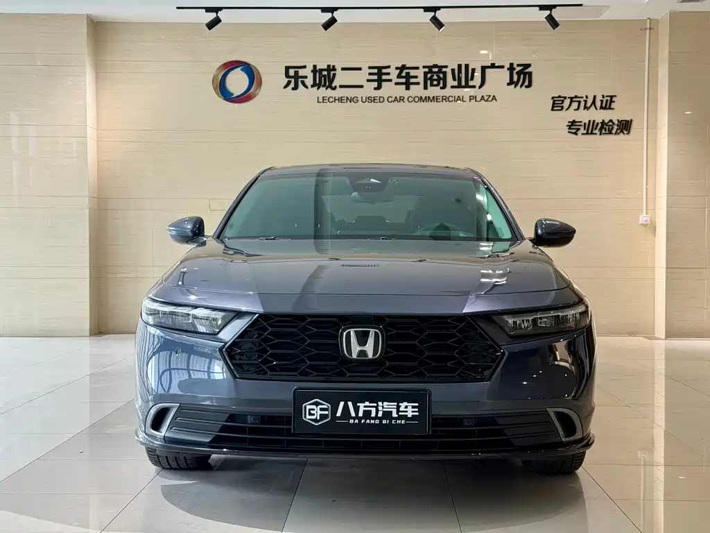 Honda Accord — фото 2