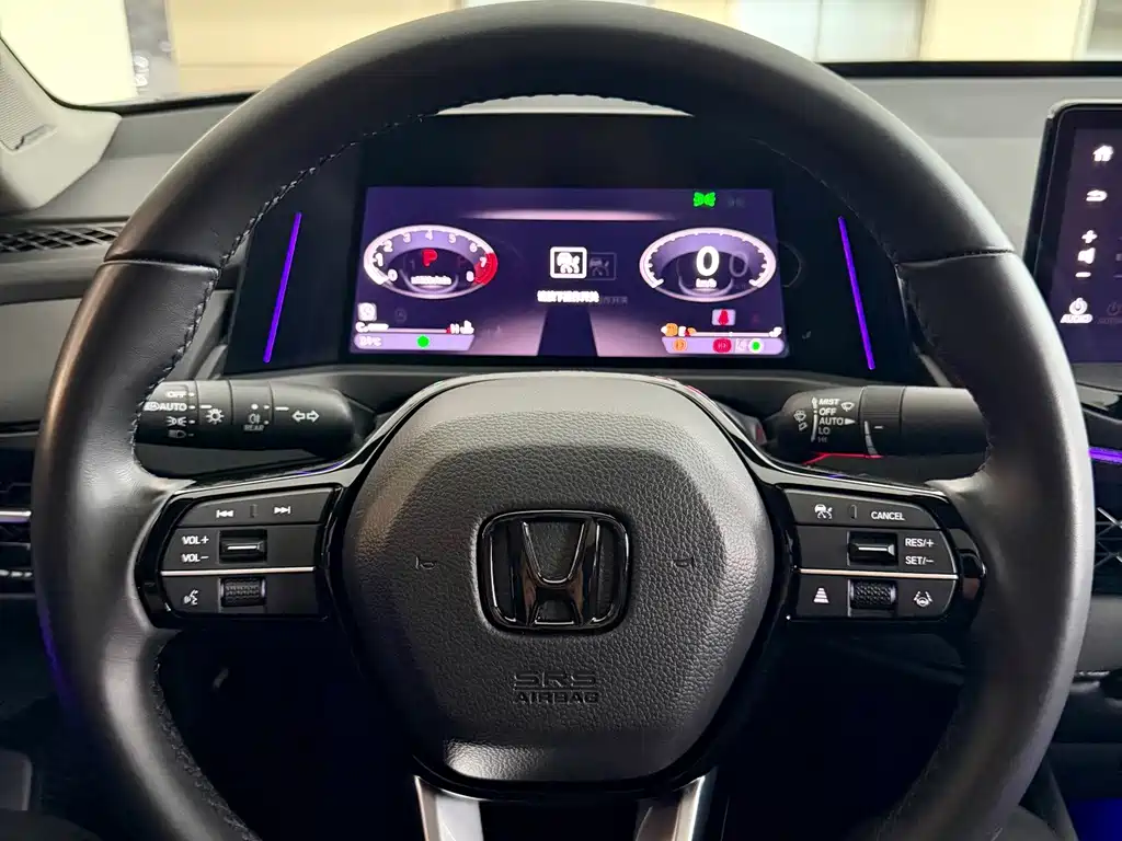 Honda Accord — фото 15