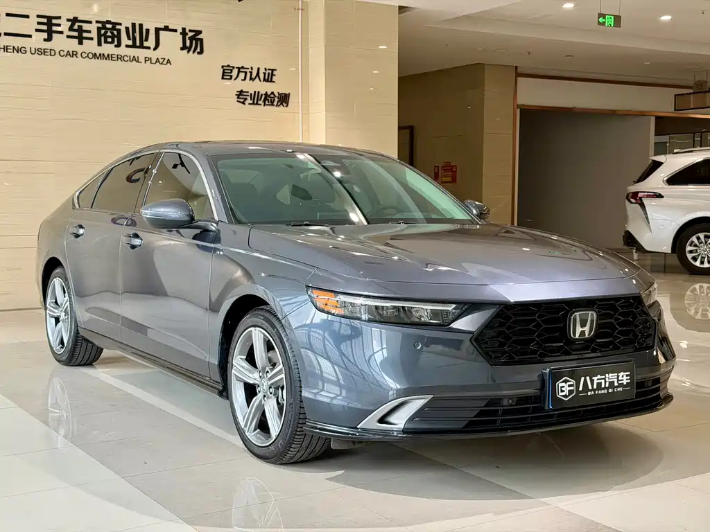 Honda Accord — фото 3