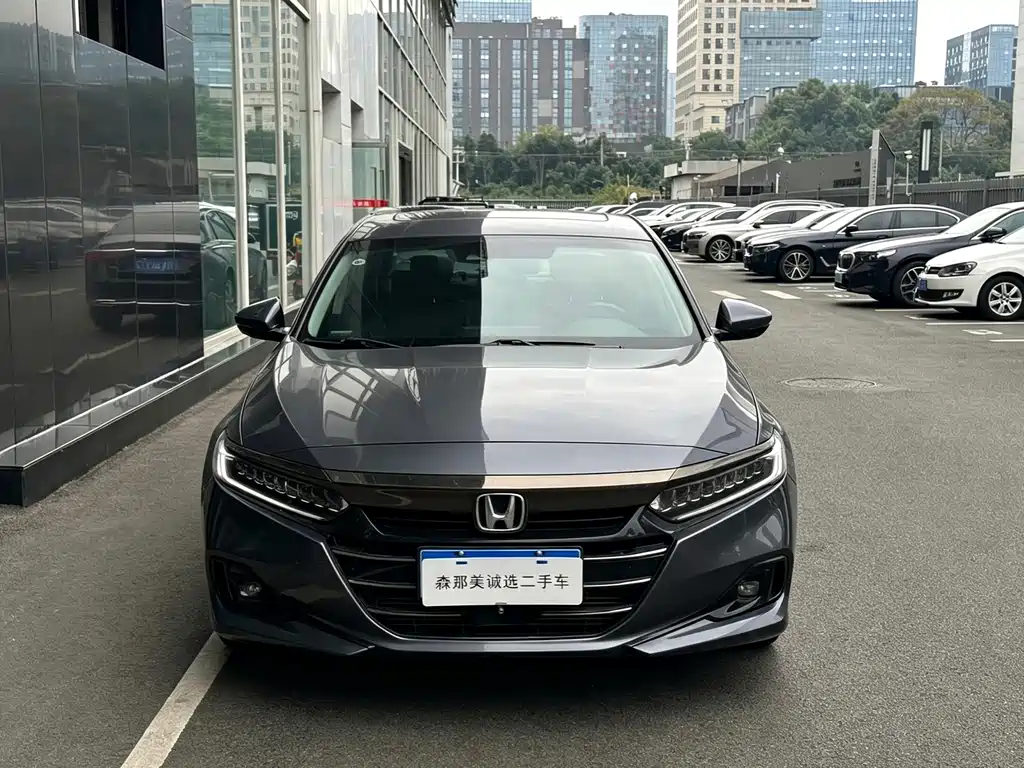 Honda Accord — фото 2