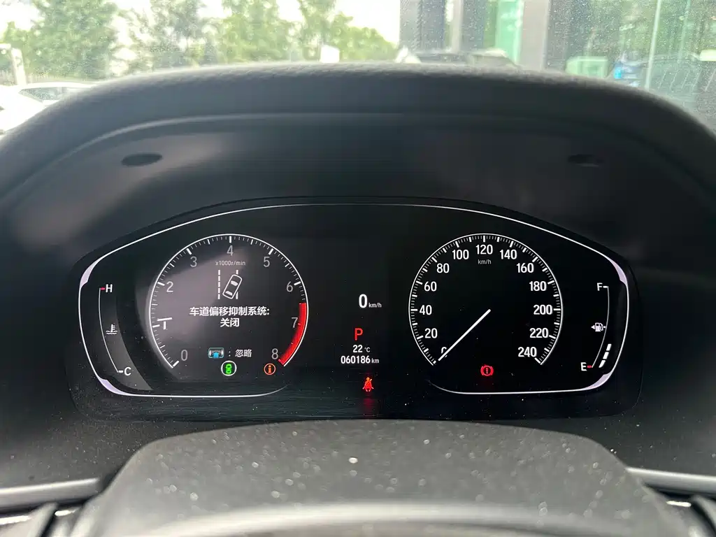 Honda Accord — фото 10