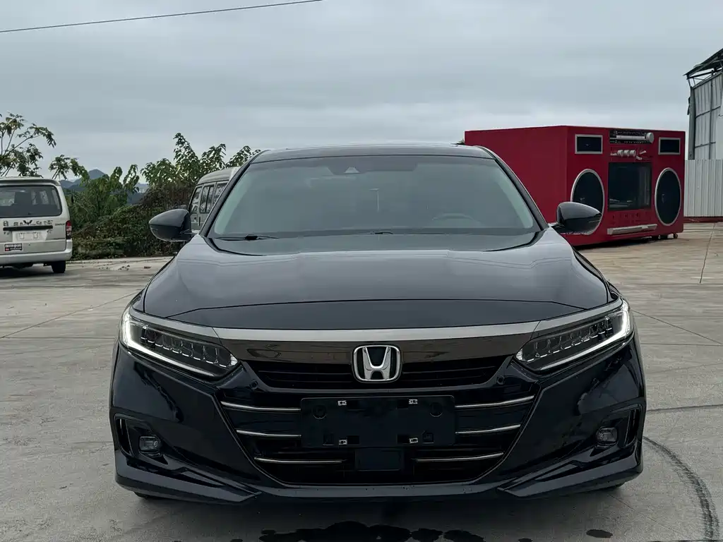 Honda Accord — фото 2