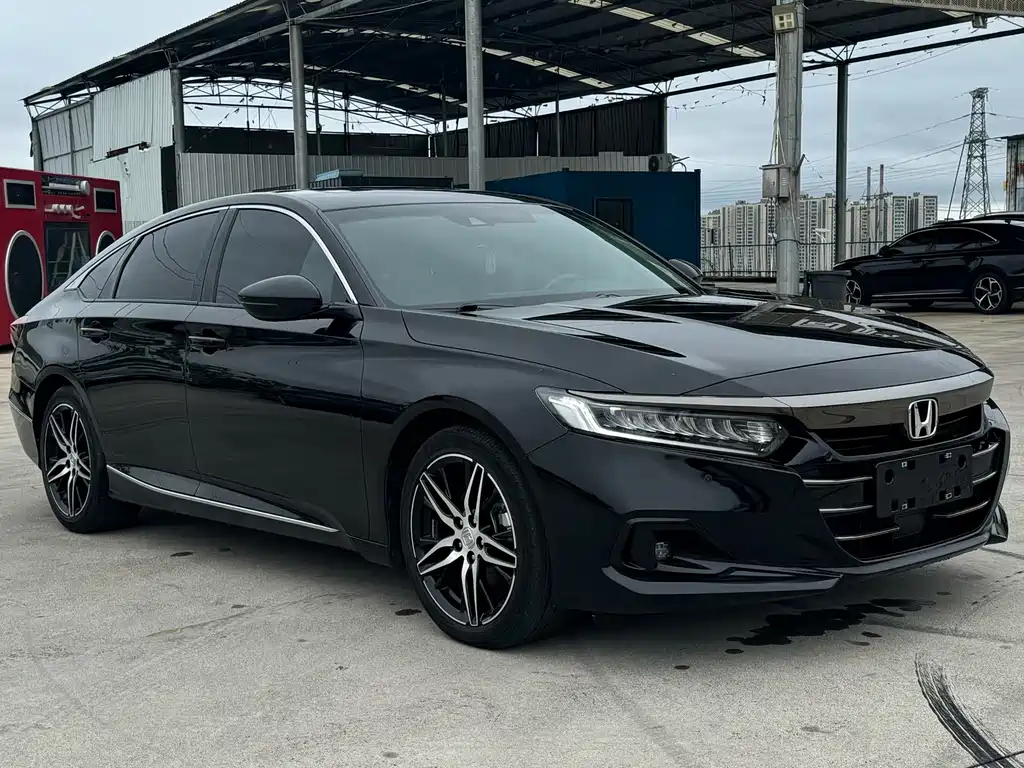 Honda Accord — фото 3