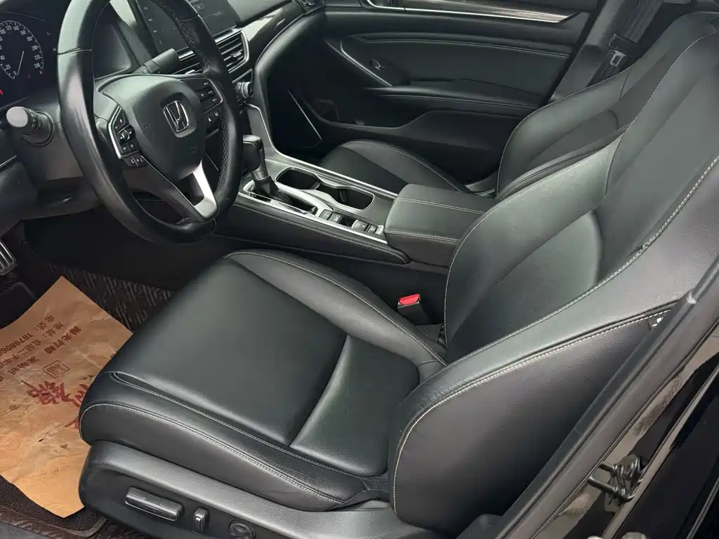 Honda Accord — фото 4