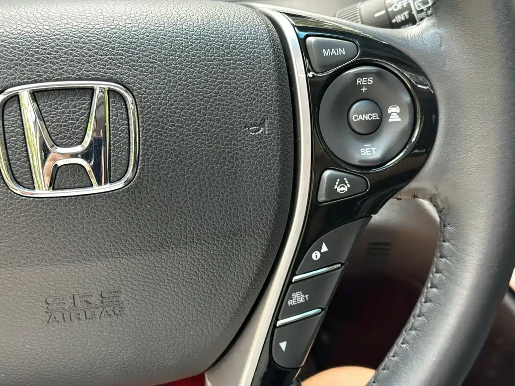 Honda Odyssey — фото 18