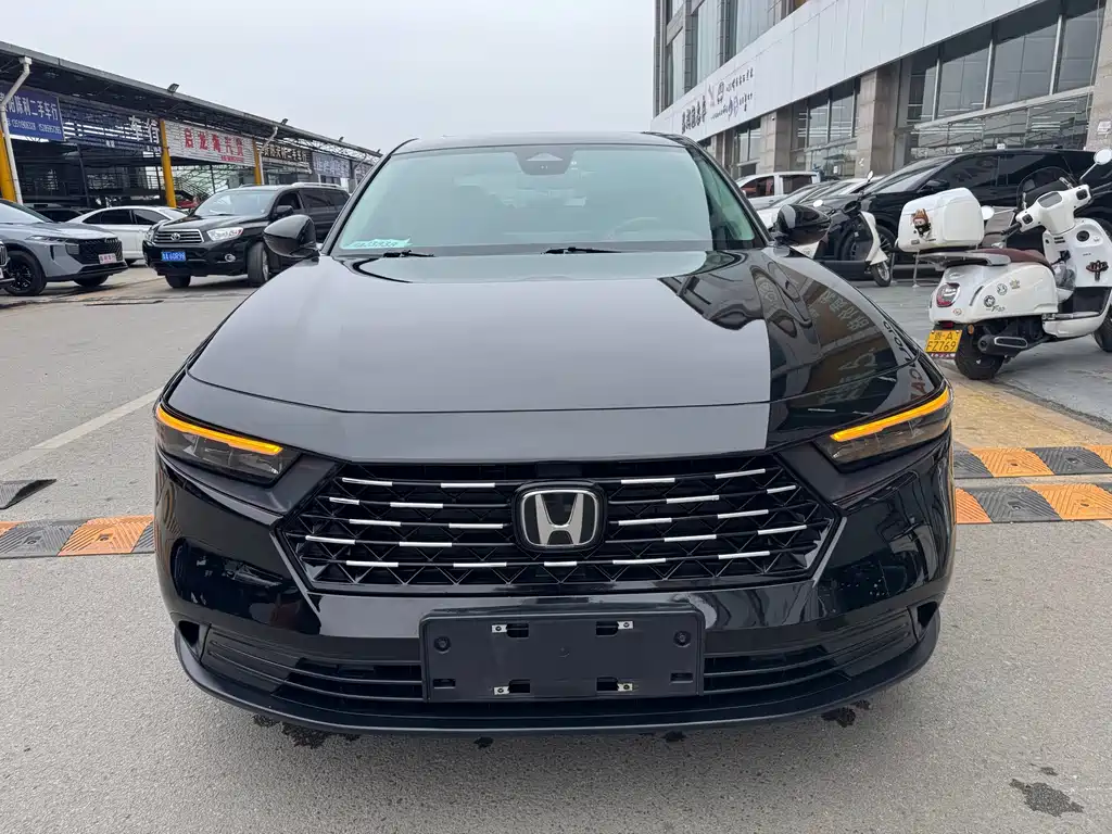 Honda Accord — фото 2