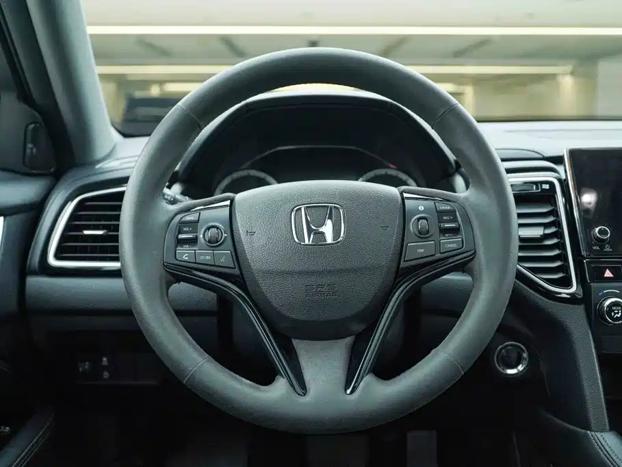 Honda UR-V — фото 16