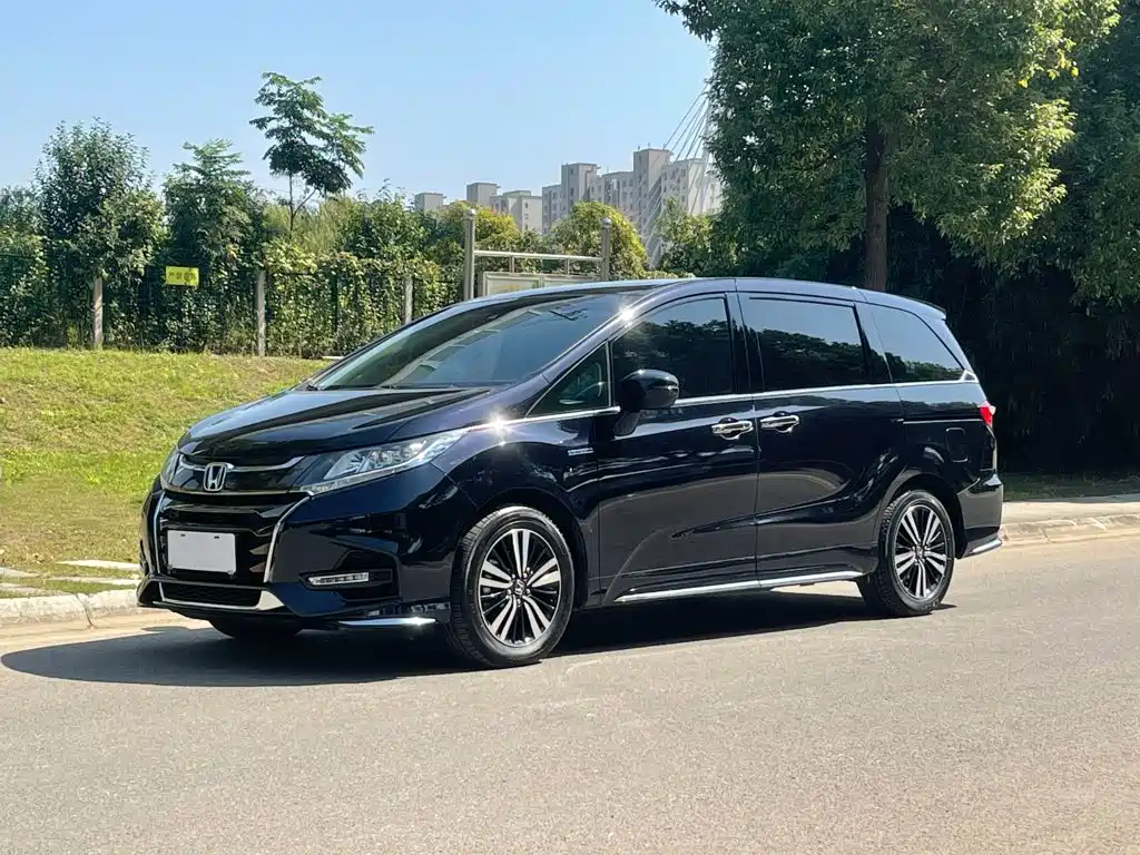 Honda Odyssey — фото 2