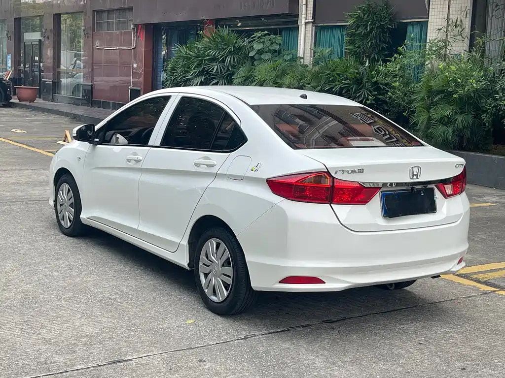 Honda City — фото 9