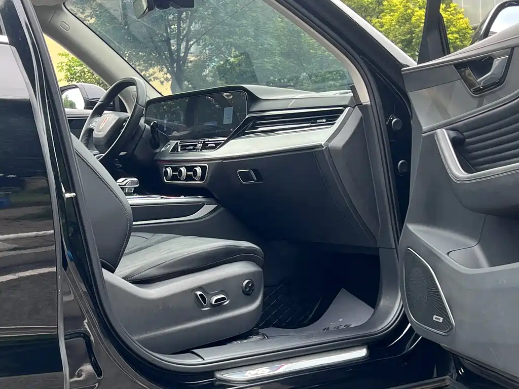 Hongqi Hongqi HS5 — фото 26