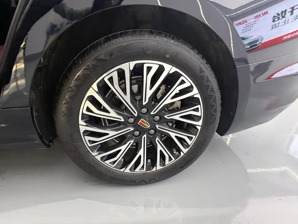 Hongqi Hongqi H5 — фото 11