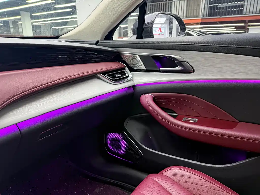 Hongqi Hongqi H5 — фото 10