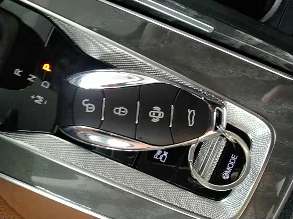 Hongqi Hongqi HS5 — фото 14