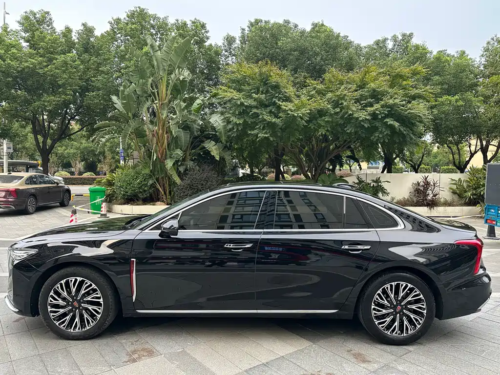 Hongqi Hongqi H5 — фото 3