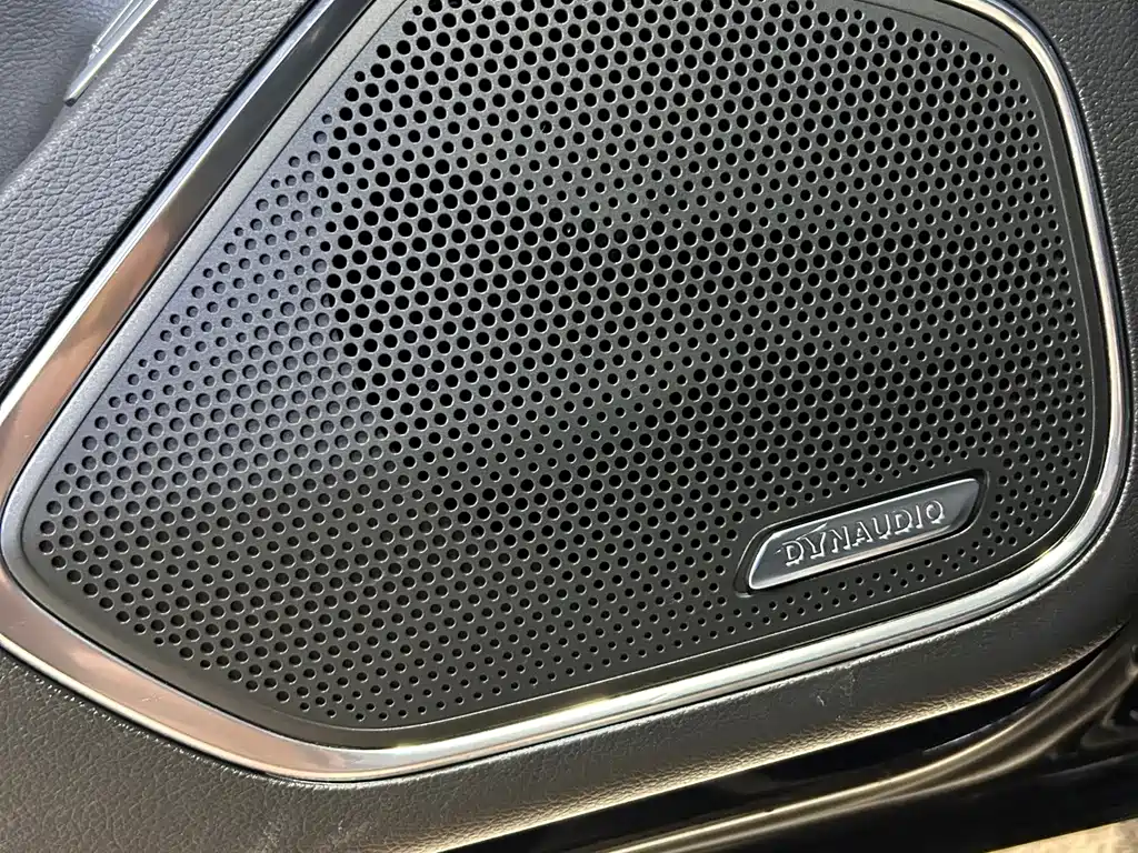 Hongqi Hongqi H5 — фото 10