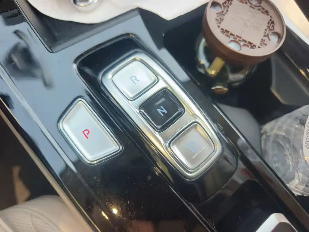 Hyundai Custo — фото 15