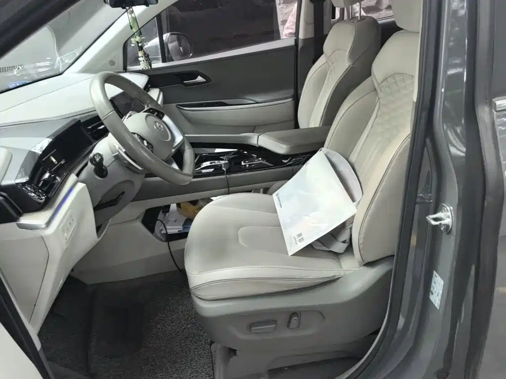 Hyundai Custo — фото 11